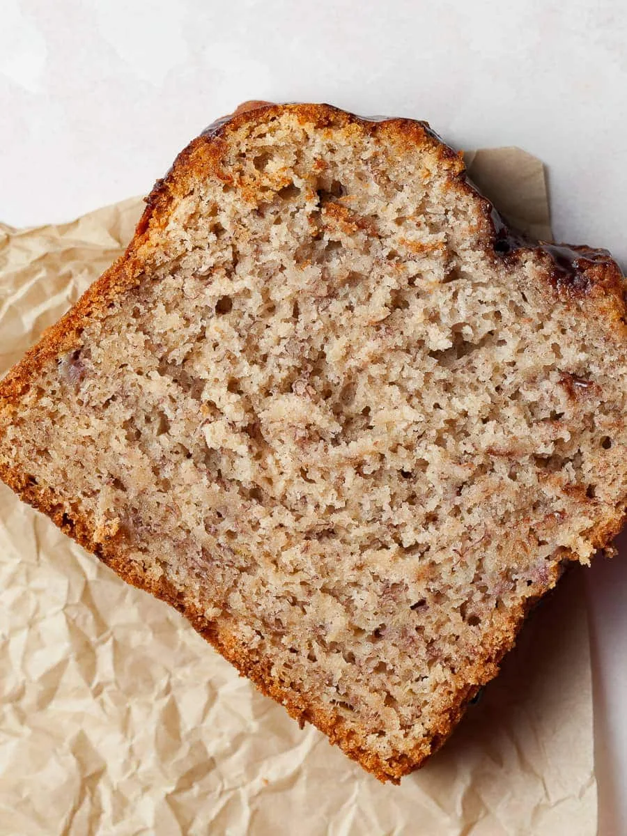Loaded slice in clamshell, cut face forward